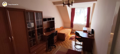 img-20260429-101037.jpg